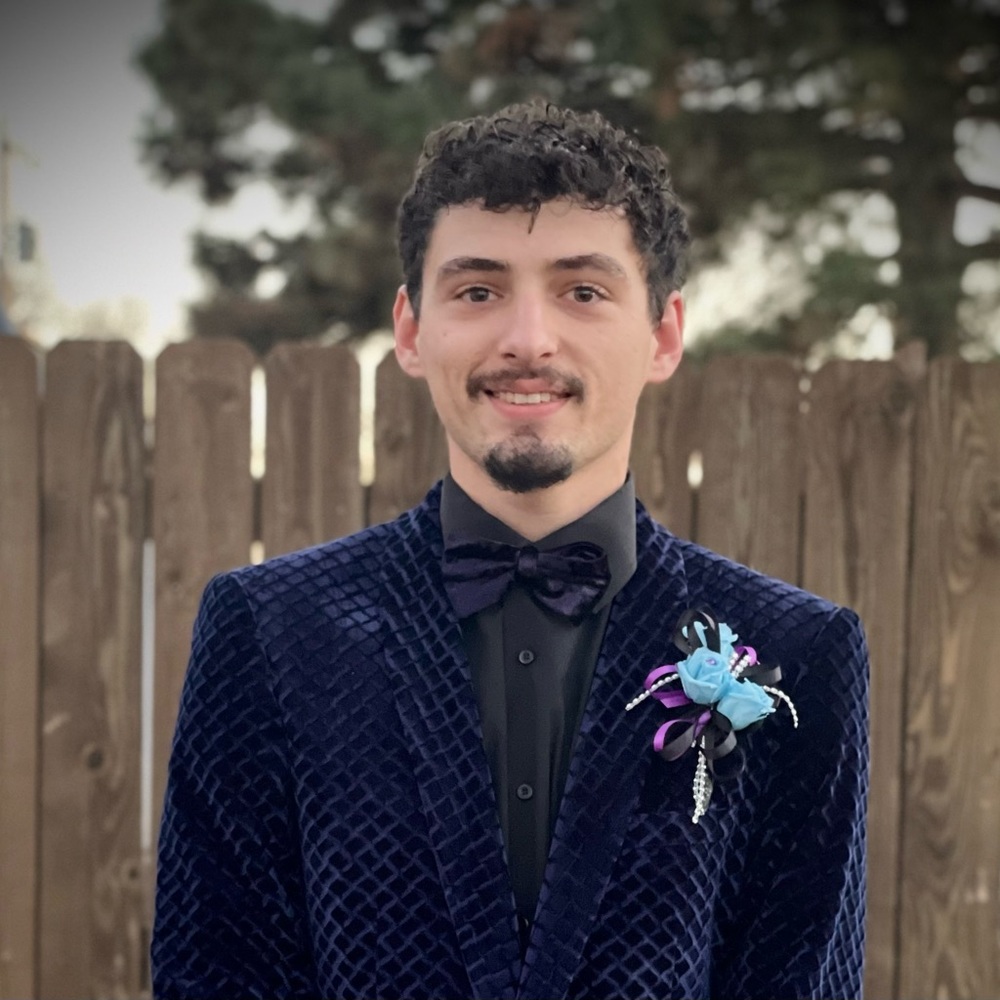 Meet your Posher, Dylan